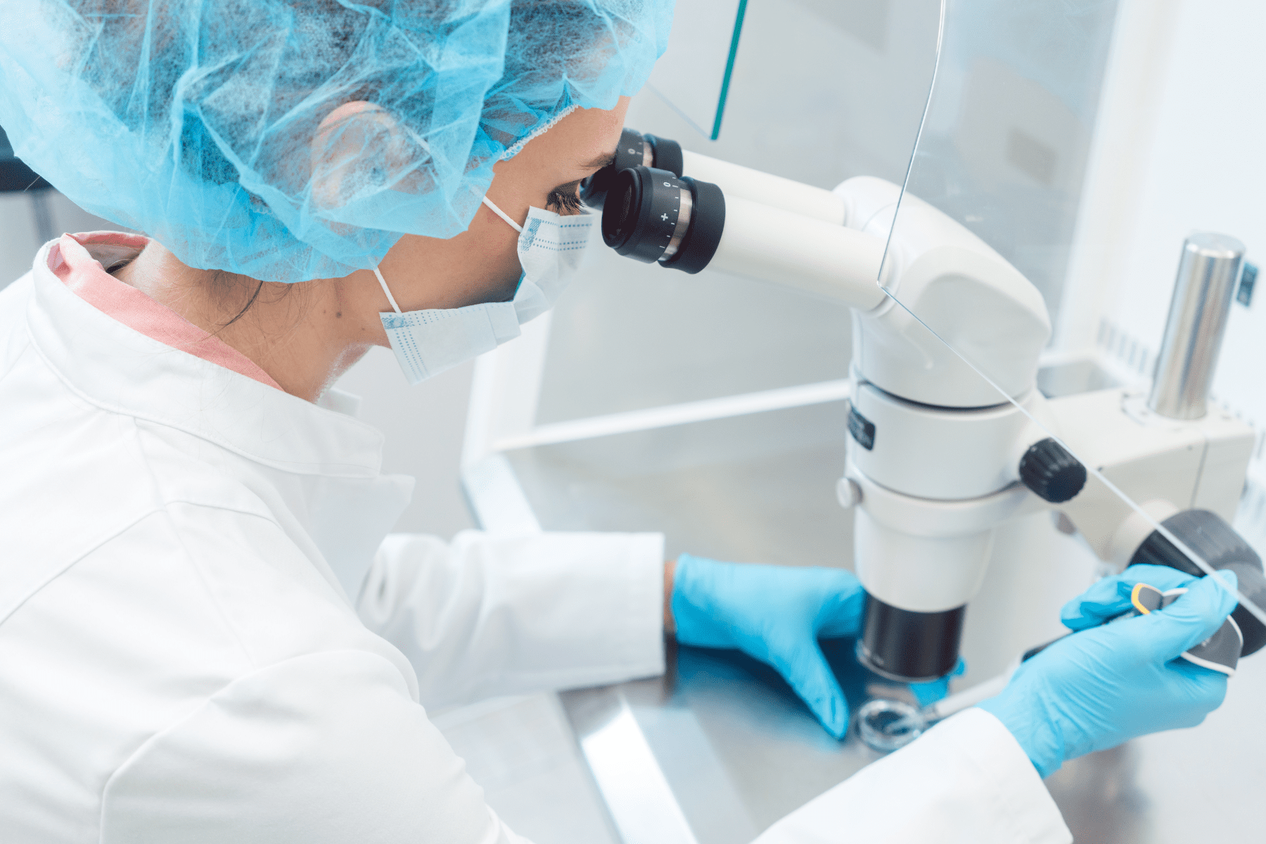 How Does an IVF Lab Protect Your Eggs, Sperm, and Embryos? 7 Things to Know